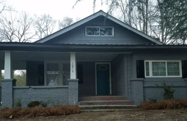 Photo of 1015 Fallston Rd