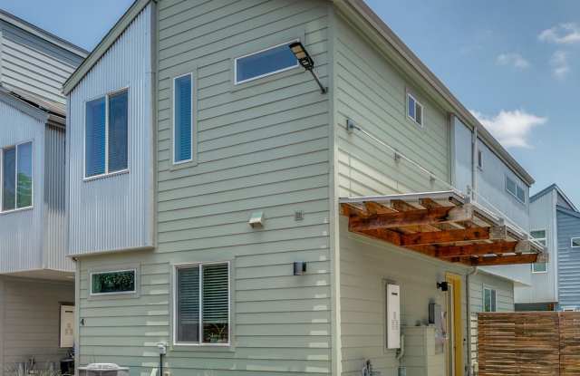 Photo of CONTEMPORARY SOUTHTOWN 2-BEDROOM TOWNHOME