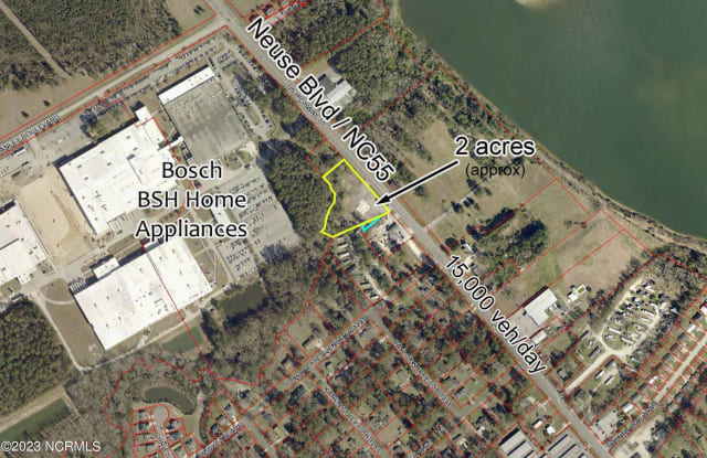 3613 Neuse Boulevard - 3613 Neuse Boulevard, New Bern, NC 28560