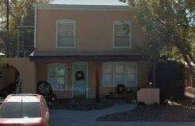 Photo of 806 E Lockhart unit: C