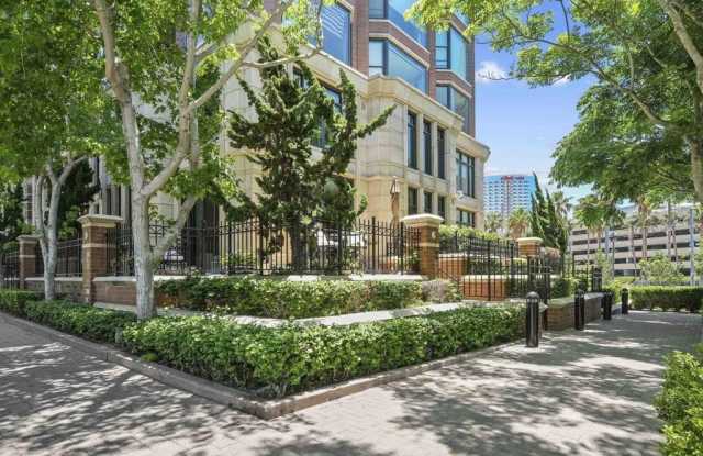 Photo of 500 W Harbor Drive