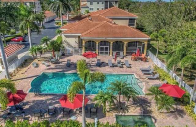 Photo of ** 2 BEDROOM PLUS A DEN - 2 BATH SEASONAL BEAUTIFUL CONDO AVAILABLE FOR SEASON ** PRIME LOCATION ** OLDE NAPLES ** BOTANICAL PLACE ** MINUTES FROM NAPLES POWDERY SAND BEACHES ** VACATION RETREAT **