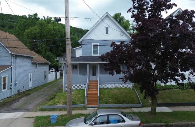 6 Evans Street