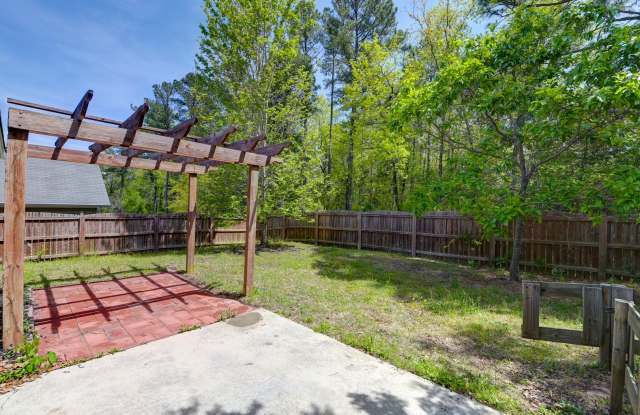 Relax  Play in Persimmon Grove – 3BR Home with Community Pool  Stocked Pond