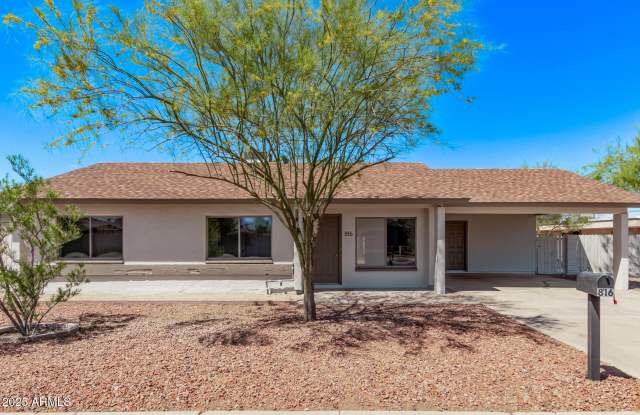 Photo of 816 E SAGUARO Street