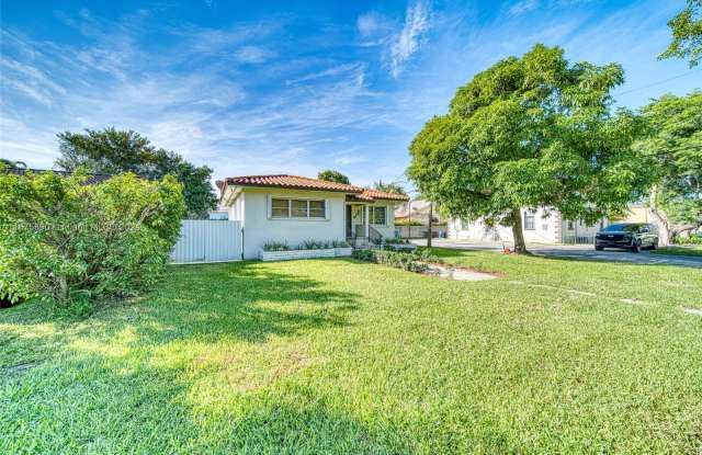 Photo of 4136 Sw 14th St