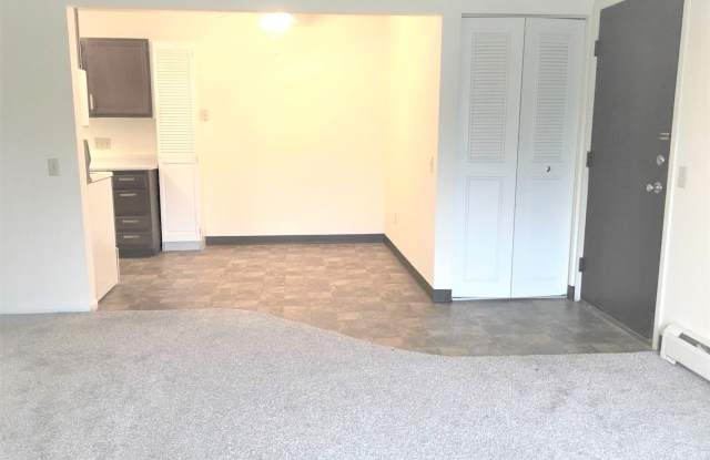 Photo of Upper 2 Bedroom 1 Bathroom