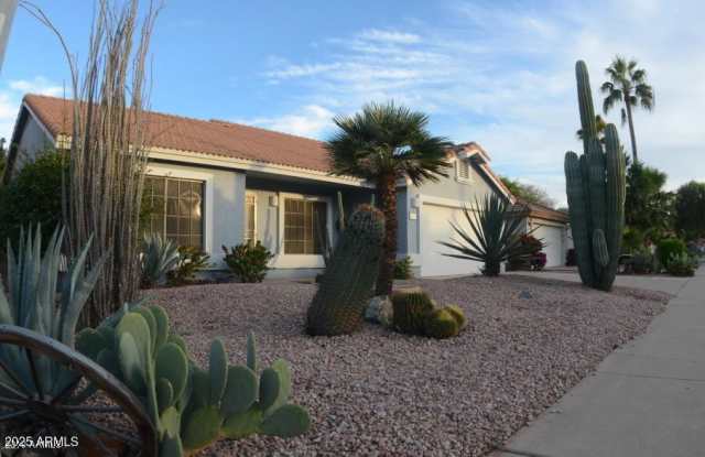 Photo of 837 N SAILORS Way