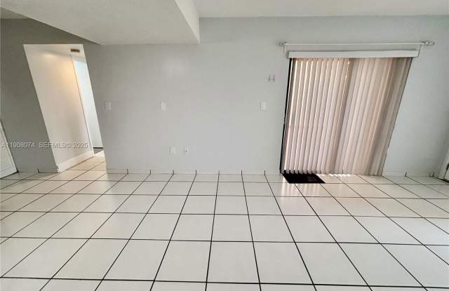 Photo of 11821 Southwest 80th Street