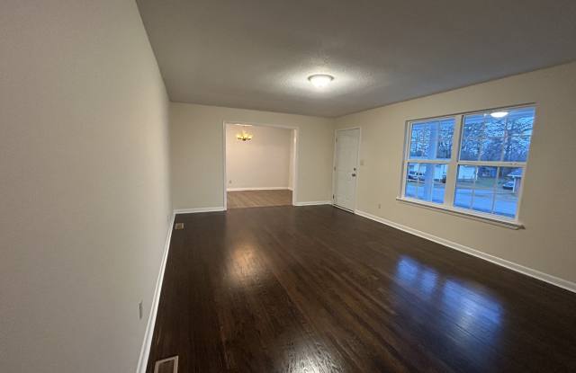 2910 Alto Vista Street