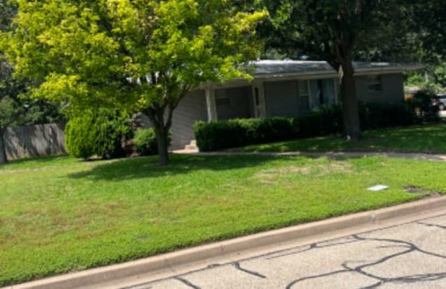 2324 N 50th - 2324 North 50th Street, Waco, TX 76710