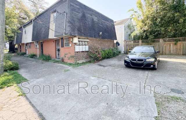 1342 Elysian Fields Ave