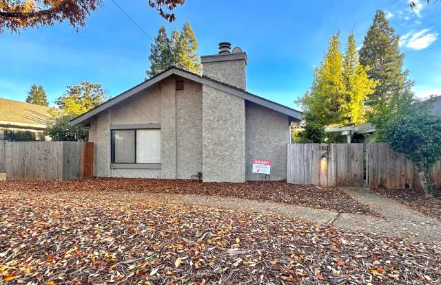 Photo of 1473 Manzanita Ave.