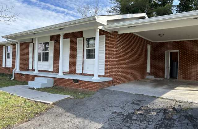 2910 Alto Vista Street