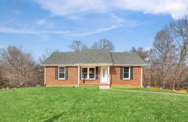 567 Briarwood Dr - 567 Briarwood Drive, Clarksville, TN 37040