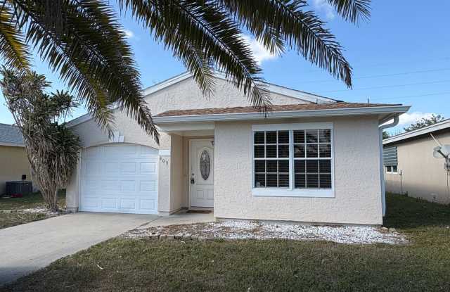 Welcome Home to The Woodlands: Your Dream Awaits!