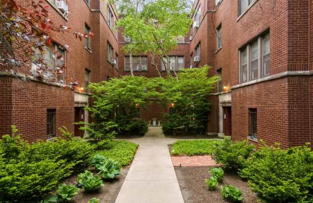 1327 W Addison Street unit: 2B