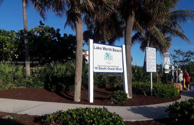 Photo of 3545 S Ocean Blvd