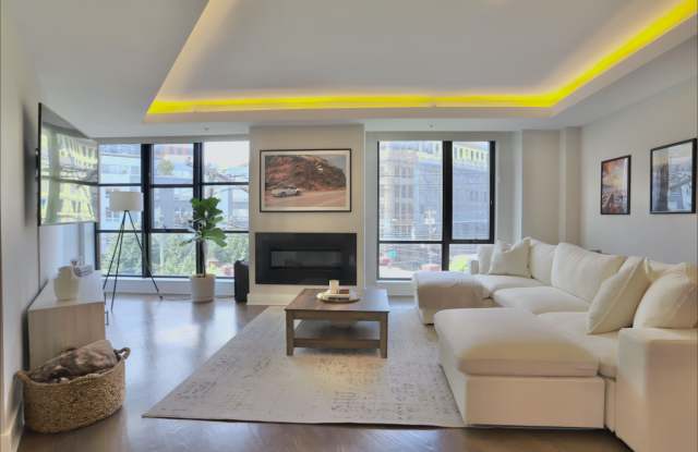 10 PATERSON AVE