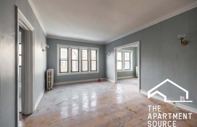 Photo of 1319 West Estes Ave.