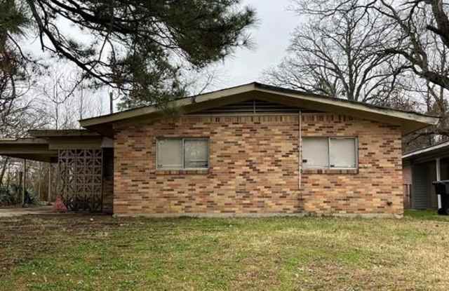 Photo of 702 Bringhurst Drive