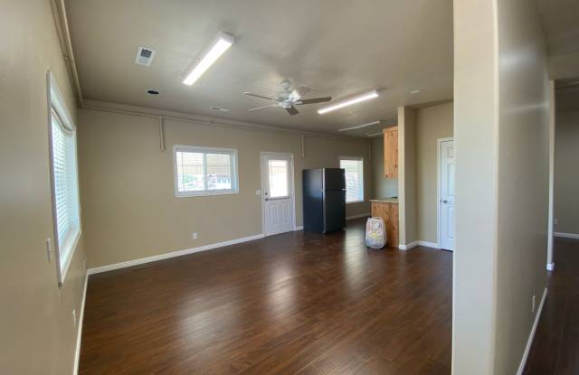 2 Bed 2 Bath Apartment *UTILITIES INCLUDED*