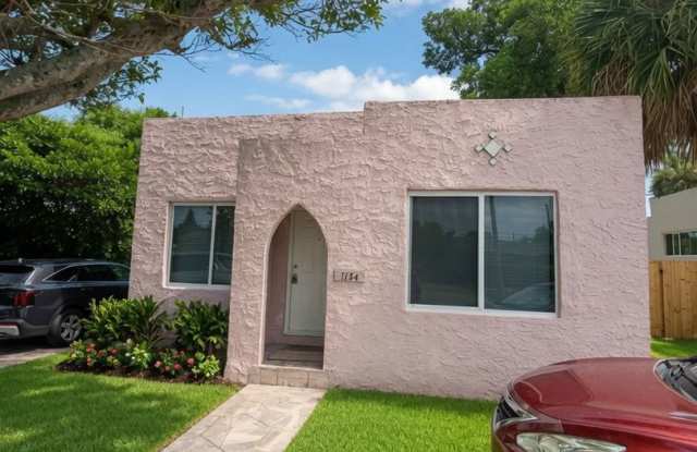 Newly Renovated 3 Bedroom Home | Heart of Riviera Beach
