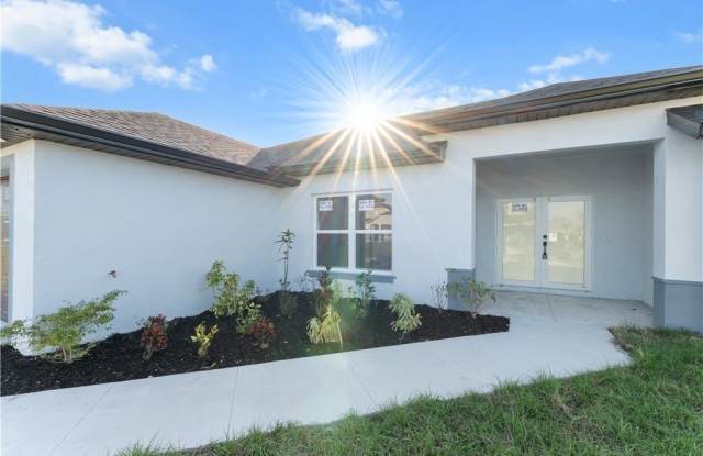 1242 NW 22nd Avenue
