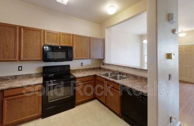 8181 Snow Bowl Heights