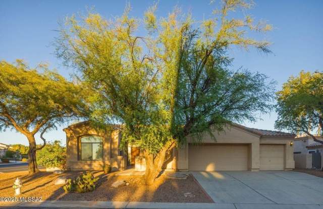 Photo of 1980 W Muirhead Loop