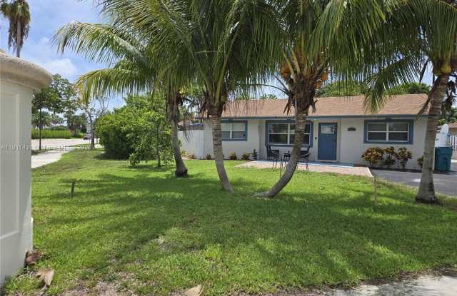 Photo of 2190 NE 1st Ln