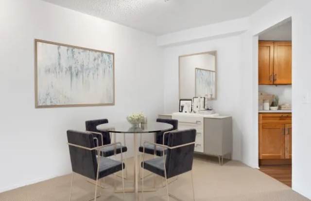 750 North Dearborn Street