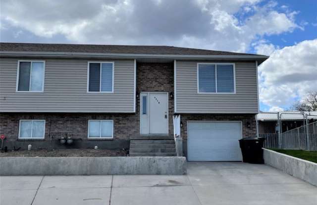 Deposit Moves You In! 4 Bed 1.75 Bath Home for Rent in Tooele - 697 740 South, Tooele, UT 84074