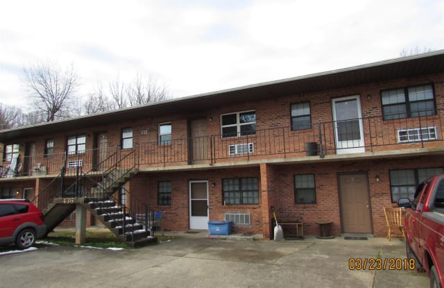 436 Woodcreek Dr Apt 7 - 436 Woodcreek Dr, Radcliff, KY 40160