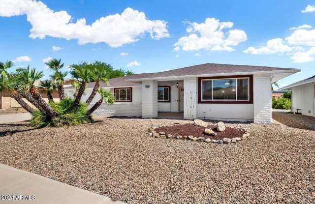 12714 W CRYSTAL LAKE Drive