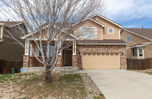 Single Family House for Rent - Claremont Ranch, Colorado