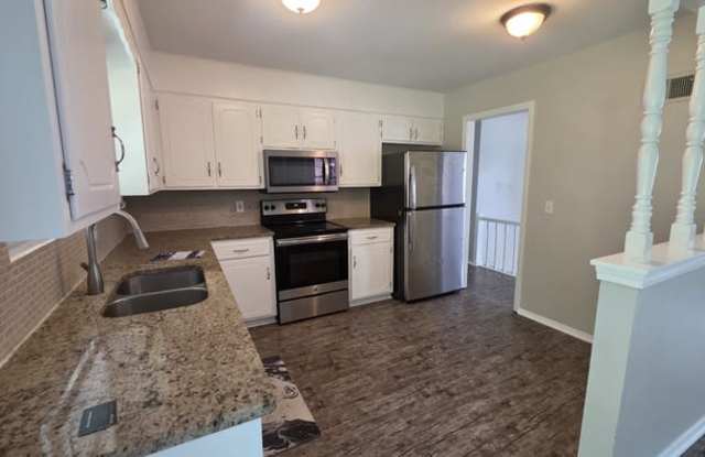 3017 Northwest Castle Drive