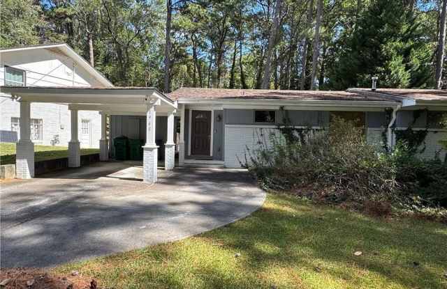 Photo of 1968 Fairway Circle NE