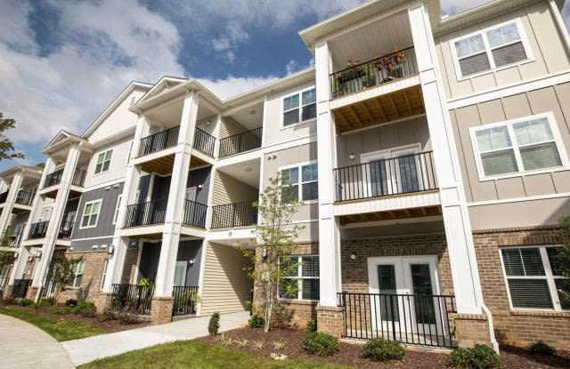 105 Tall Oaks Drive Unit C11