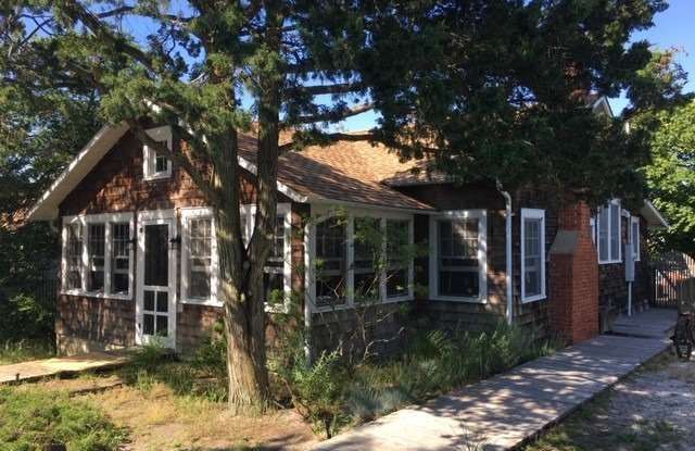 97 Bungalow