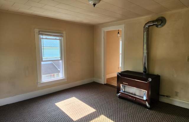 516 Palmer Street - 2