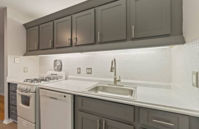 Amber Apartments of Royal Oak