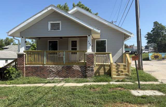 303 West Mills Street