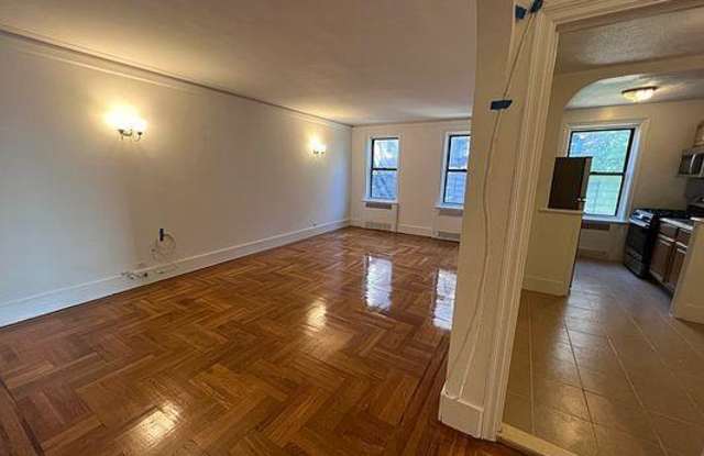 1738 University Avenue