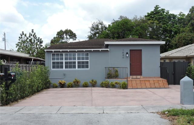 1040 NW 31st Ave - 1040 Northwest 31st Avenue, Miami, FL 33125