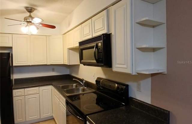 405 GEORGETOWN DRIVE