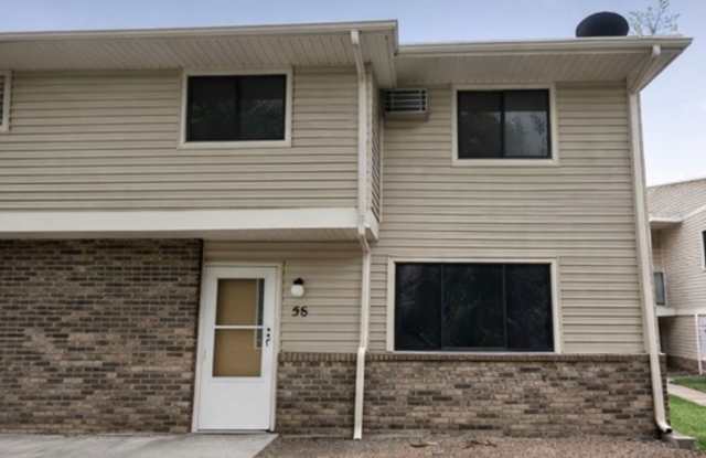 Updated 2BR/1BA Waconia Townhome Available Soon!