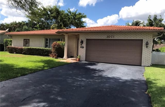 1071 NW 83rd Dr - 1071 Northwest 83rd Drive, Coral Springs, FL 33071