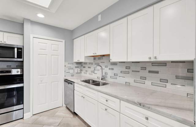 2BD-2BTH HOME | NEWLY RENOVATED | BLOOMFIELD HILLS, MI
