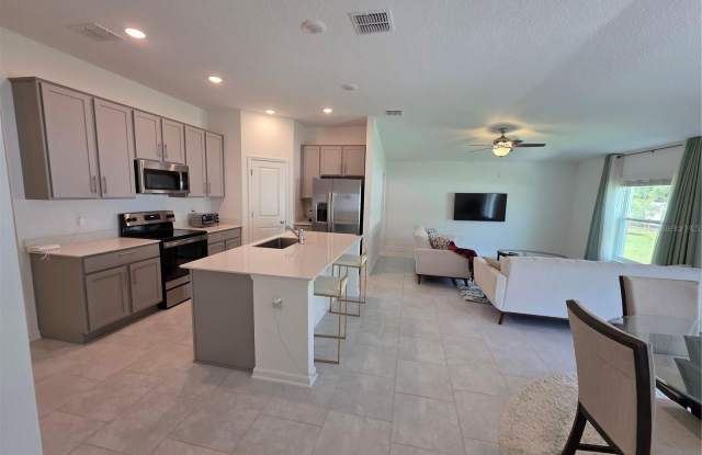 1216 PEACH CREEK DRIVE